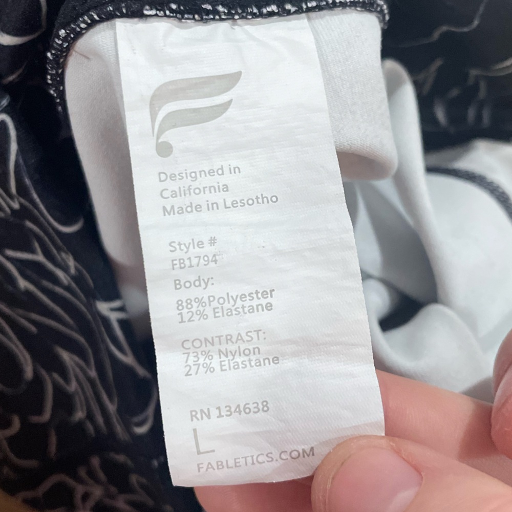 Fabletics High Waisted Solid 7/8 Leggings, Large, Script Logo - Picture 3 of 5